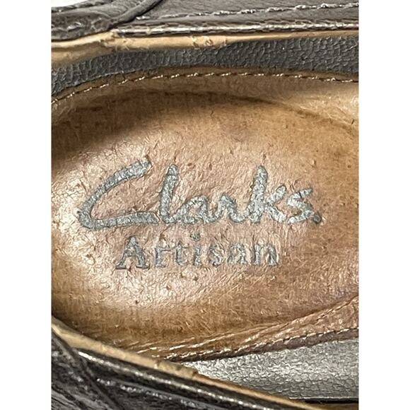 Clarks Artisan Women's 9M Brown Leather Slip-On Heel Loafer Shoes Classy Formal - Picture 9 of 10
